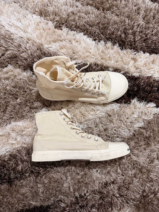 Adidasi Balenciaga Noi