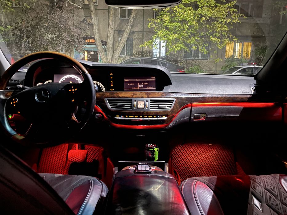 Мерседес в кузове W222