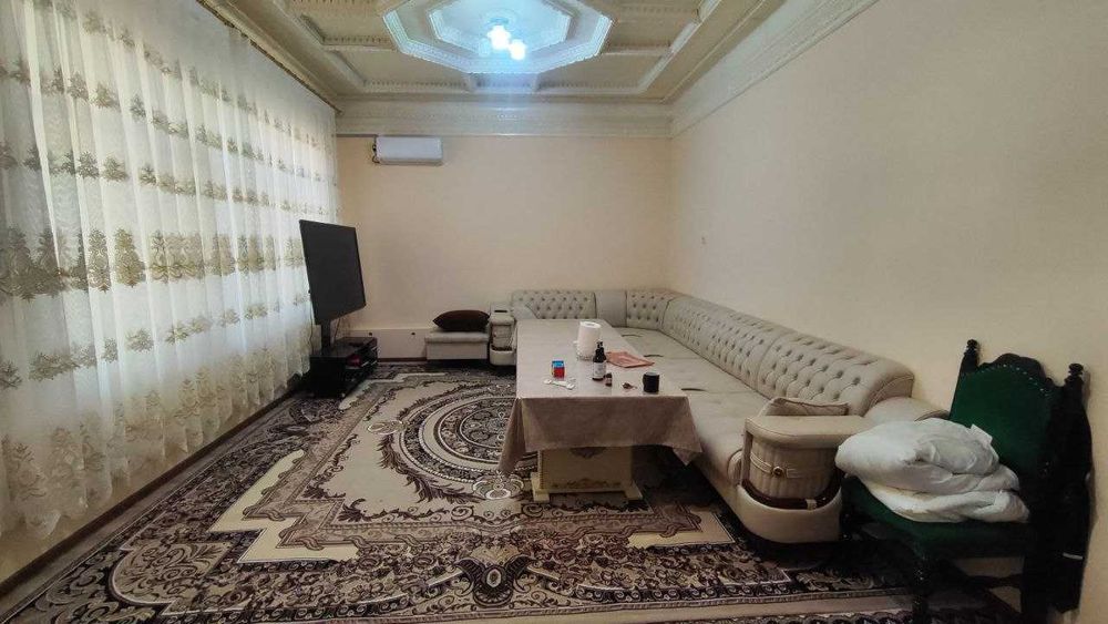 Sotiladi xovli Jalairda Продается дом