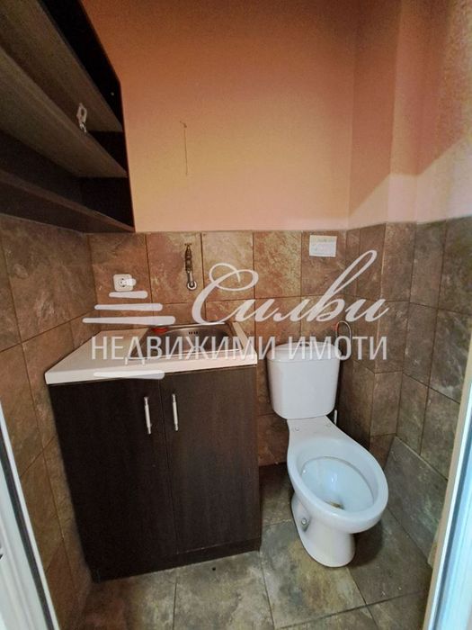 Дава се под наем Магазин в Шумен, Военно училище - 27 кв.м за 255 € - Снимка #3