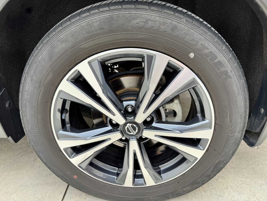 Jante Nissan X-Trail R18