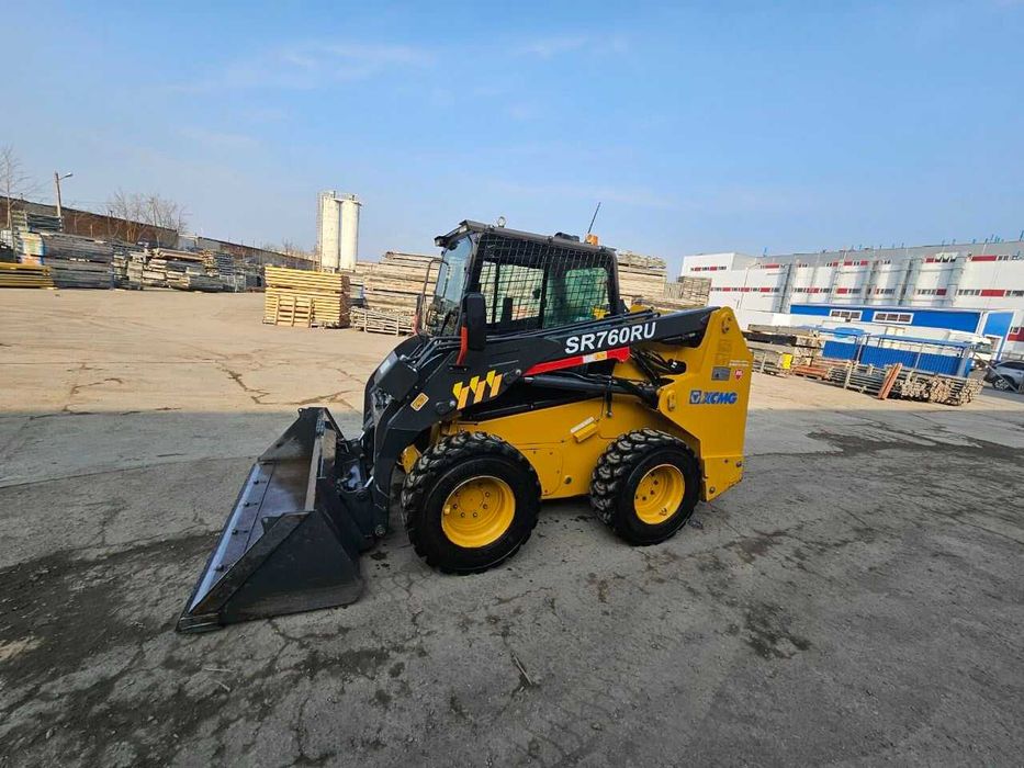 XCMG SR760RU  мощный колесный мини-погрузчик 0.6 куб