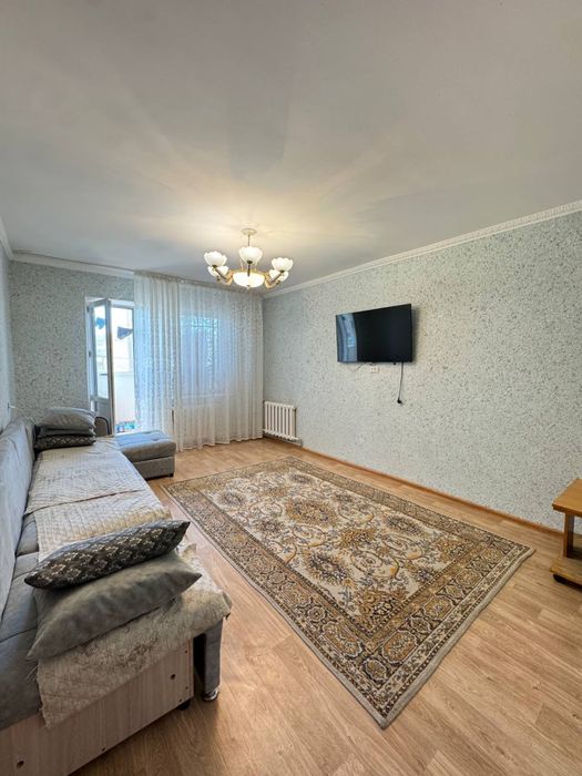 Продам 4 комнатную квартиру