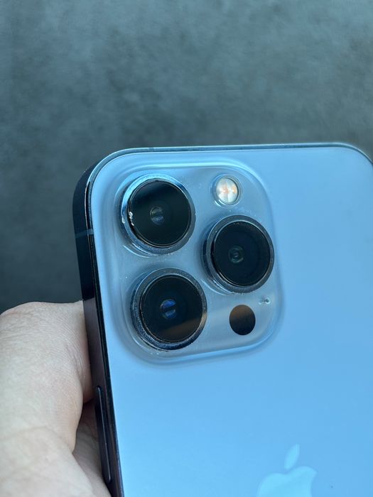 Iphone 13 pro blue