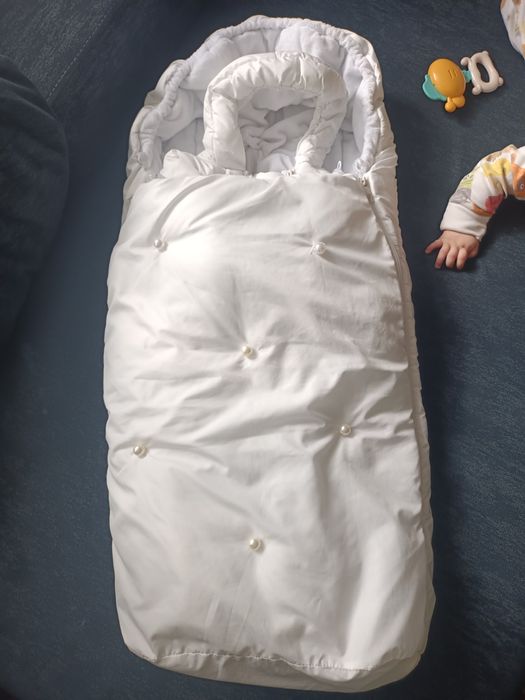 Продам конверт на выписку 10.000тг.