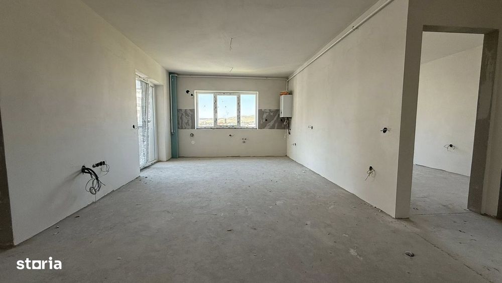 Apartament cu Balcon 15mp și 3 camere de la Dezvoltator, Fara Comision