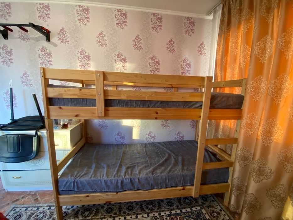 Двухярустная кровать