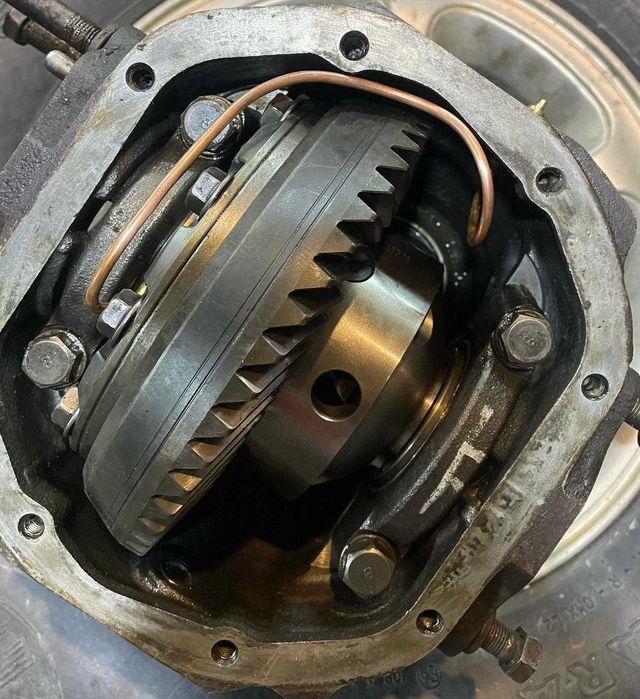 Diferential blocabil HF pe aer punte fata Mitsubishi Pajero,L200 RD110