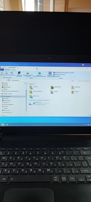 Лаптоп Тошиба    .