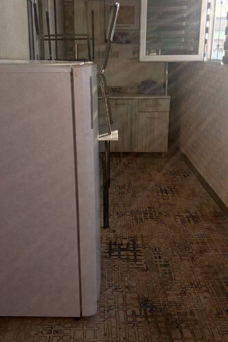 Beruniy metroga yaqin joyda qizlaga kv
