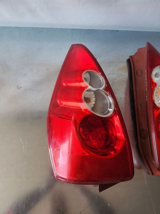 Stopuri Lampa Stop Tripla Stanga Dreapta Mazda 5 Originale Intacte - Dezmembrari Arad