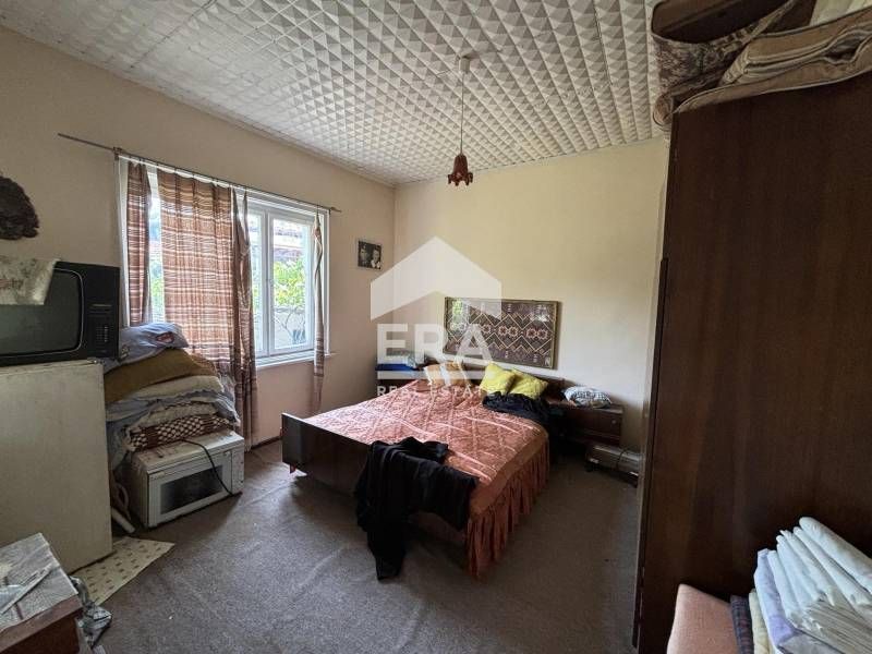 Продава се Къща в с. Ябълково, Област Хасково - 200 кв.м за 204 €/кв.м - Снимка #8