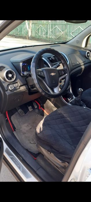 Продам шевроле трекер