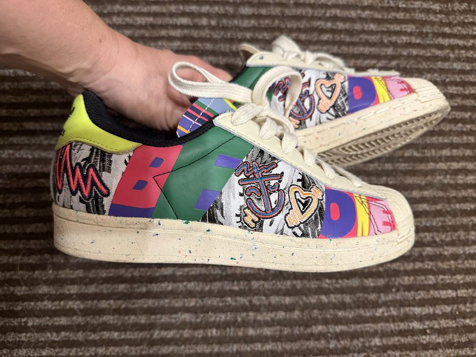 Лимитированные adidas новые оригинал