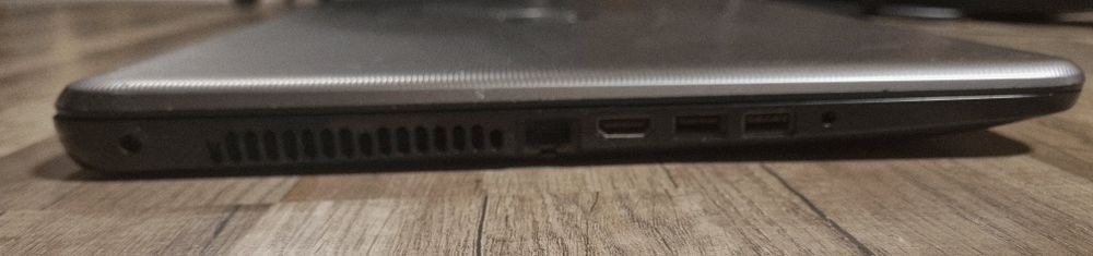 лаптоп HP Notebook модел 17-y001no