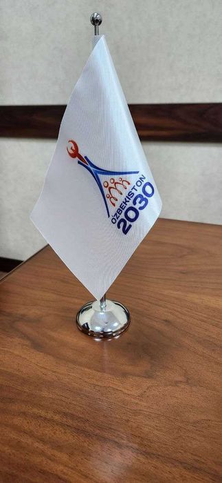 bayroqlarga logo qilish