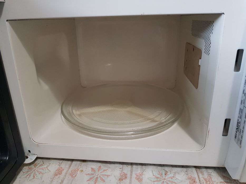 Микровълнова фурна SHARP 800W