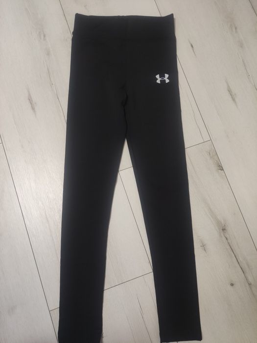 Клинове Nike и Under Armour