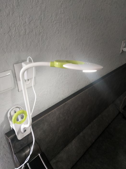 Лампа настольная светодиодная