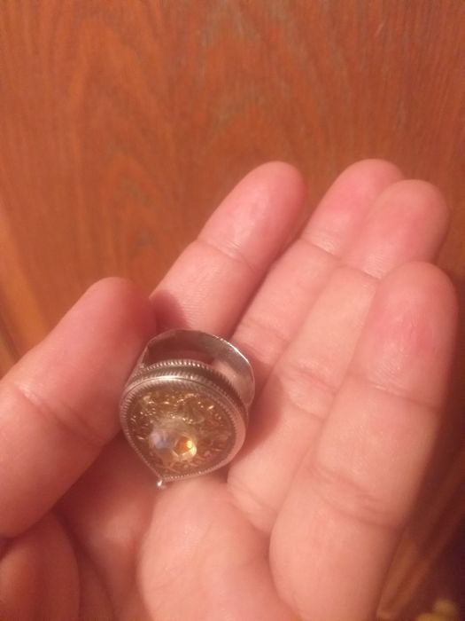 Таза күміс жүзік сатылады