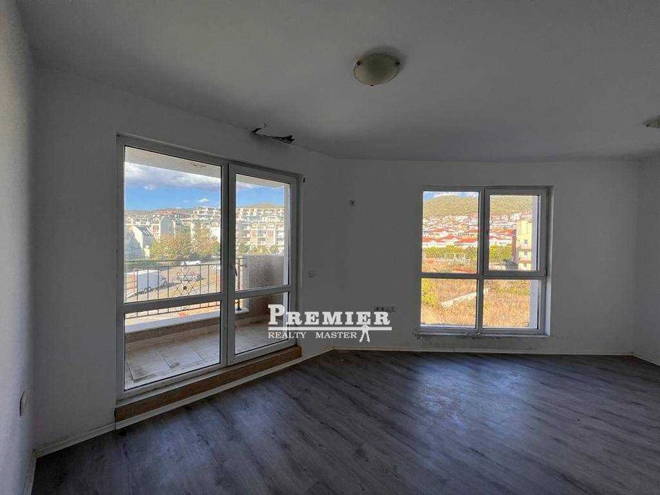 Продава се Едностаен апартамент в Свети Влас - 36 кв.м за 1723 €/кв.м - Снимка #1