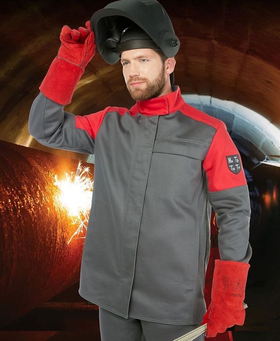 Продам летний костюм сварщика!