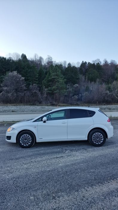Seat Leon 1.6    .