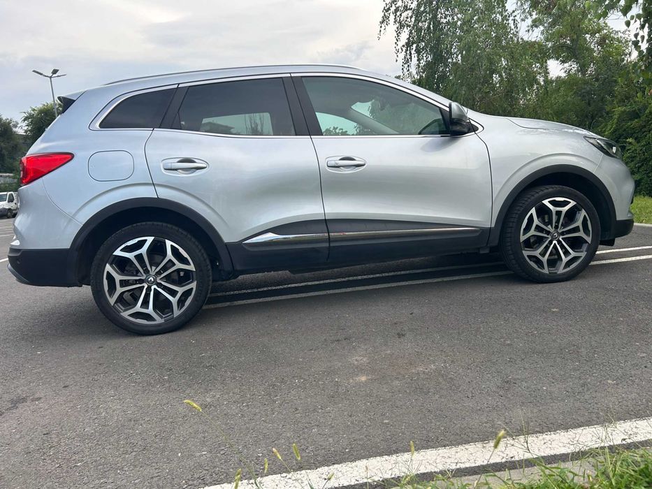 Renault  Kadjar   2022 .  1332   .160 cp  Benzina Cutie Automata 7 Trepte