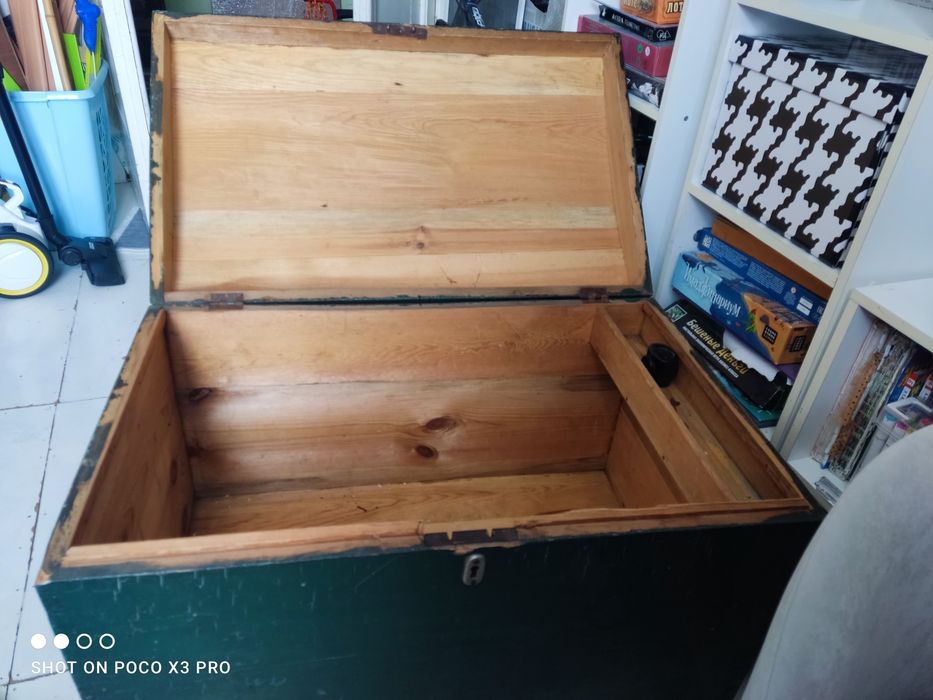 Отдам сундук дерево