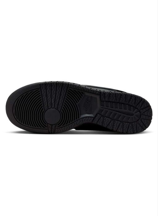 Nike Dunk Low GORE-TEX Triple Black – EU 42 (чисто нови)