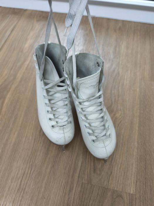 Коньки детские, размер 20