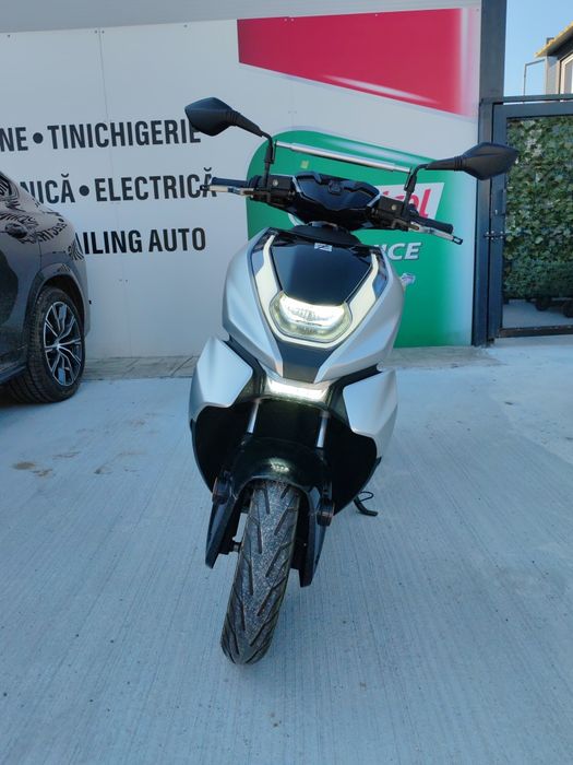 Scuter electric Zehoo ae8s+ ABS