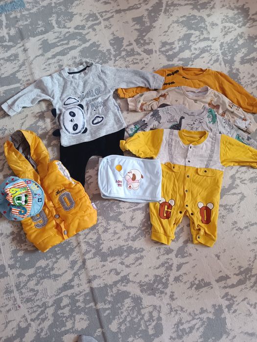 Срочно продам одежду для новорожденных