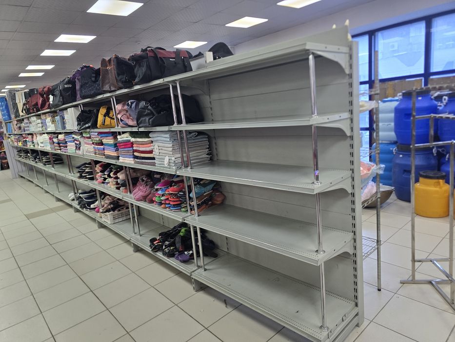 Продам стеллажи 45000