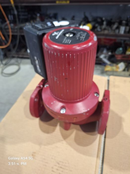 Циркулационна помпа Grundfos