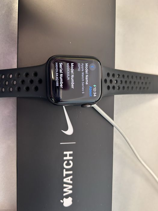 Apple Watch Series 6 Nike (GPS) – 40 mm