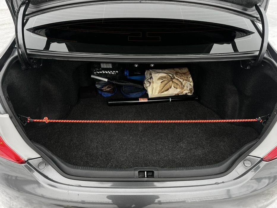 Продам камри 2012 SE