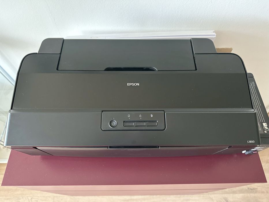 Epson L1800, A3+ мастиленоструен фото принтер, подходящ за фото печат