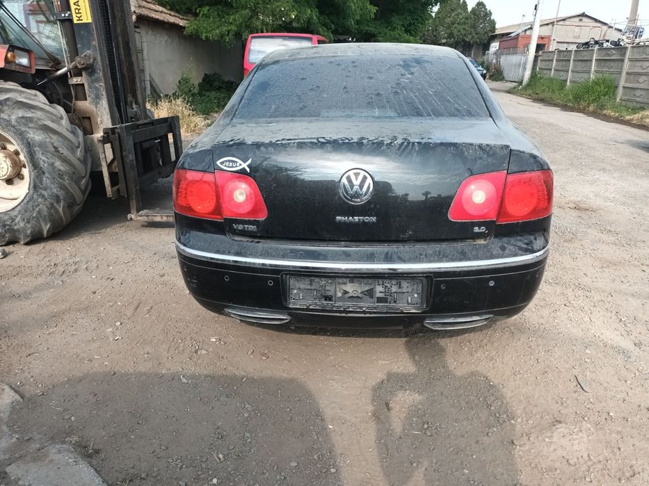 Dezmembrari  VW PHAETON (3D)  2002  > 2016 3.0 V6 TDI 4motion Motorina