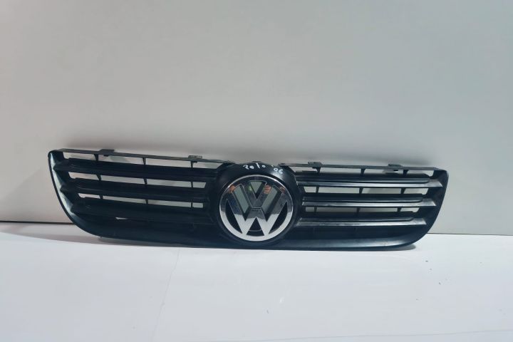 Grila radiator ZSB6Q0853653E Volkswagen VW Polo a 4-a generatie 9N (f