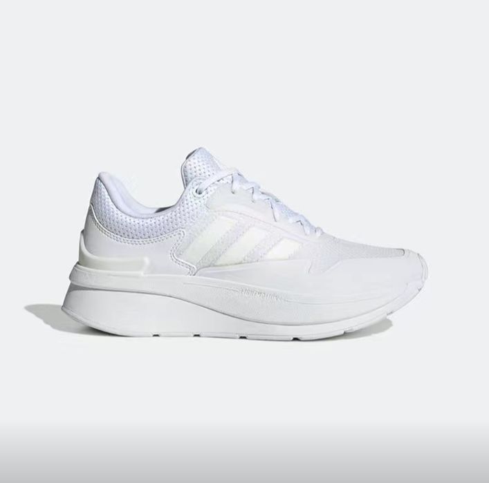 Продам новые кроссовки