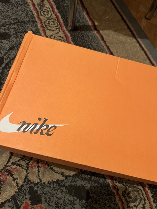 Продам кеды nike