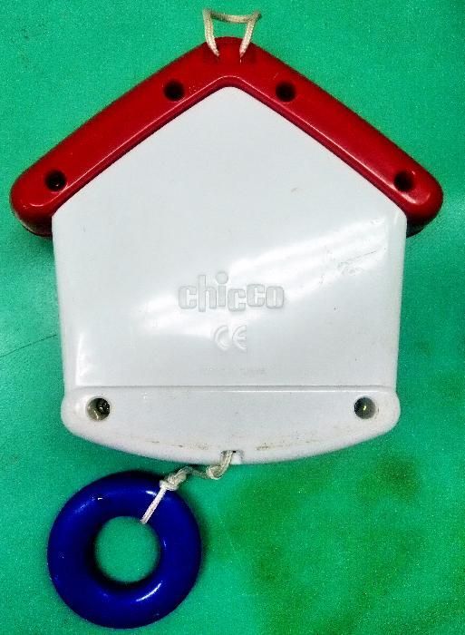 Бебешка музикална играчка Chicco свиреща механична музикална кутия