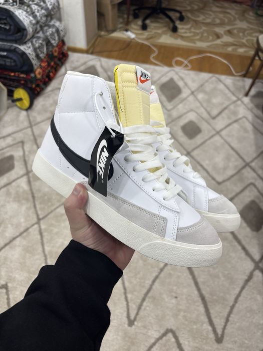 Кроссовки Nike Blazer