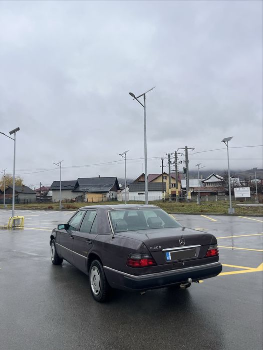 Mercedes E200 w124 benzina