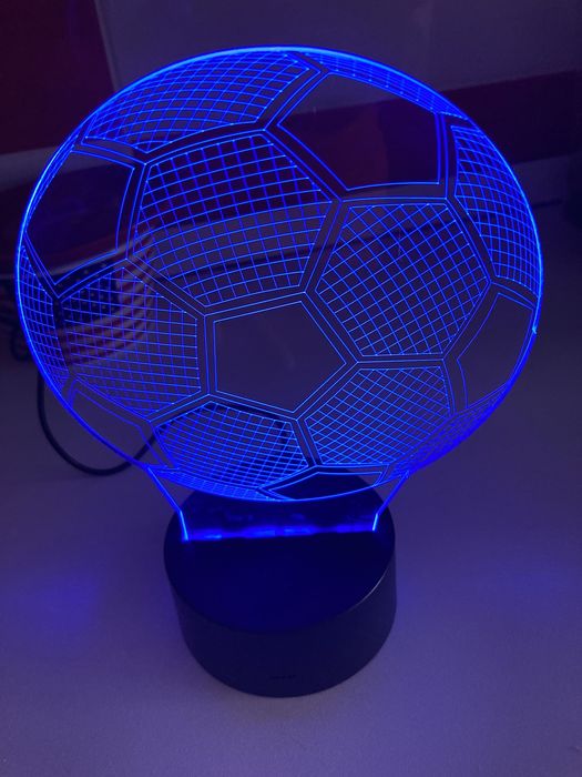 Veioza 3D in 8 culori