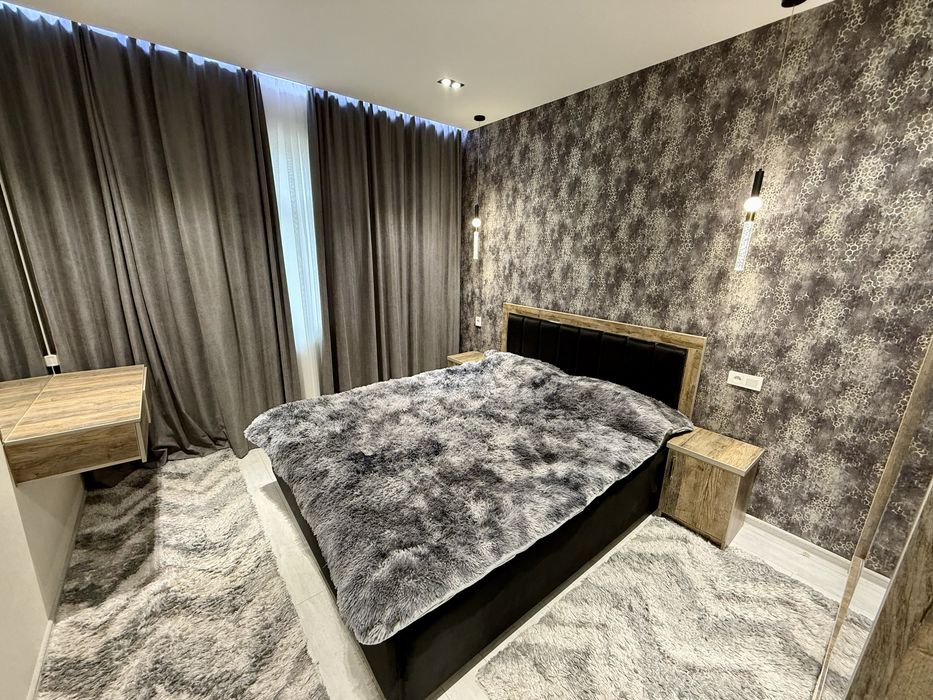 Продаю Своя ЕвроКвартира Чиланзар 11-квартал 3/3/4 Шох Мед Центр 64м2.