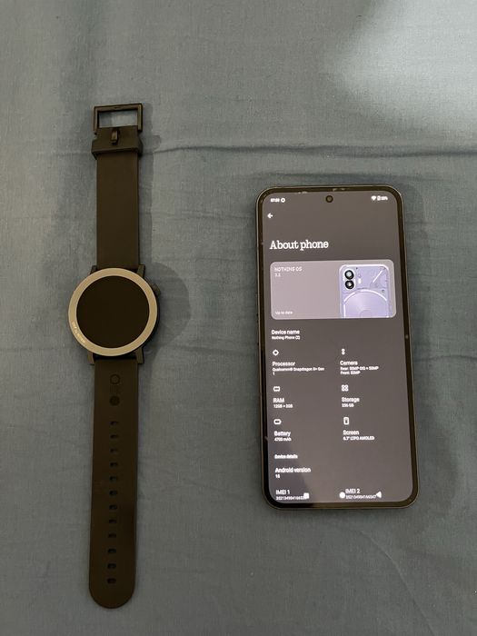 Nothing Phone 2 + CMF Watch 2 Pro