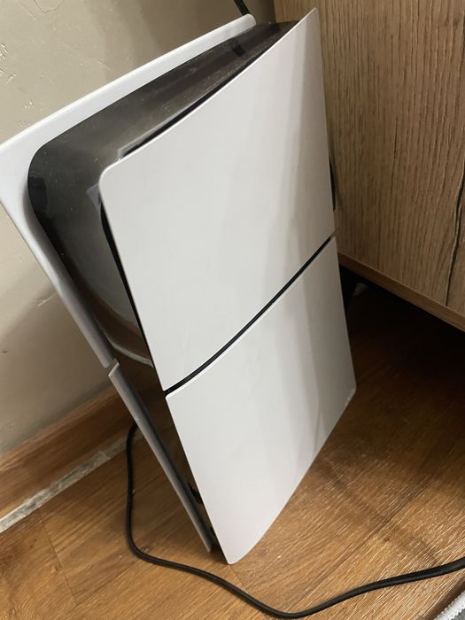 Продам PlayStation 5 Slim