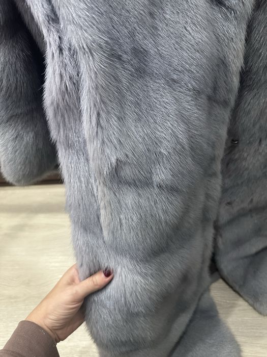 Продам норковую шубу